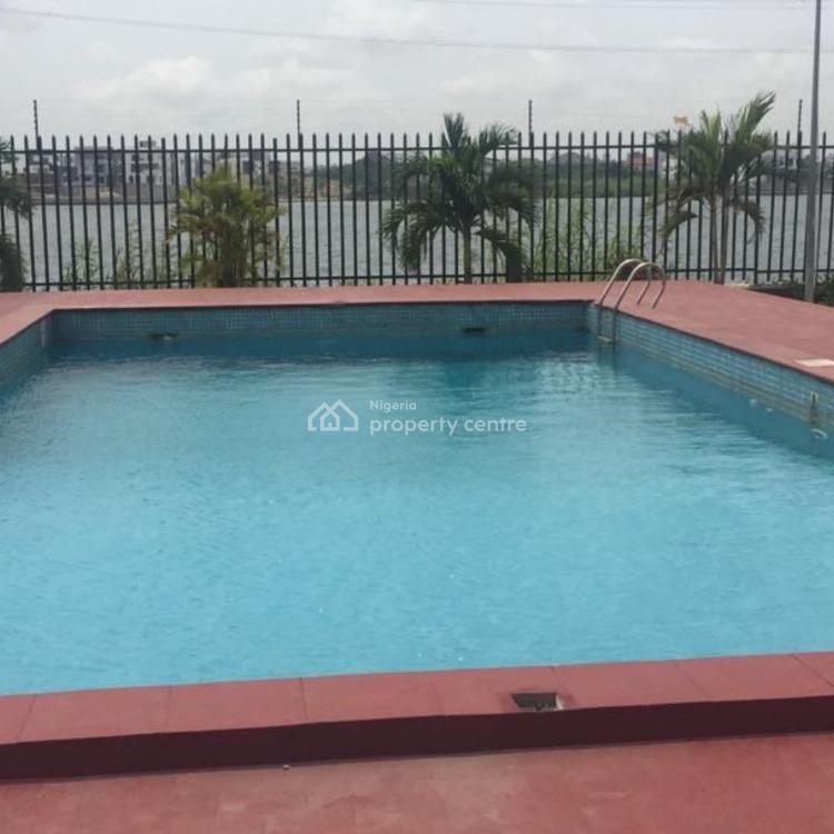 3bed Waterfront Apartment  with Swimming Pool, Foosball and Ps4, Admiralty Close, Lekki Phase 1, Lekki, Lagos, Flat / Apartment Short Let