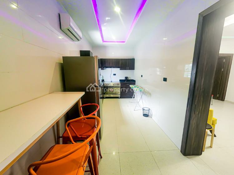 Amazing 1 Bedroom Haven + 24 Hours Light + Inverters + Tour Guide, Angel Martin Estate, Lugbe District, Abuja, Mini Flat (room and Parlour) Short Let