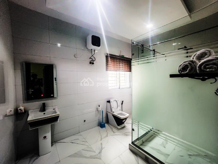 Amazing 1 Bedroom Haven + 24 Hours Light + Inverters + Tour Guide, Angel Martin Estate, Lugbe District, Abuja, Mini Flat (room and Parlour) Short Let