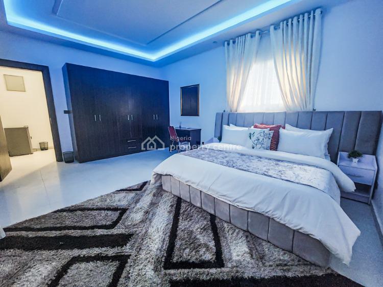 Amazing 1 Bedroom Haven + 24 Hours Light + Inverters + Tour Guide, Angel Martin Estate, Lugbe District, Abuja, Mini Flat (room and Parlour) Short Let