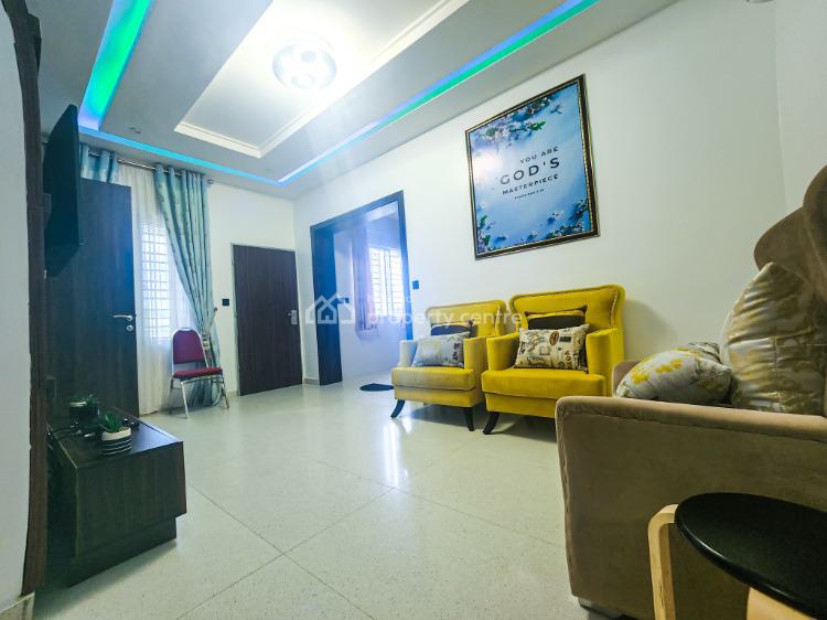 Amazing 1 Bedroom Haven + 24 Hours Light + Inverters + Tour Guide, Angel Martin Estate, Lugbe District, Abuja, Mini Flat (room and Parlour) Short Let