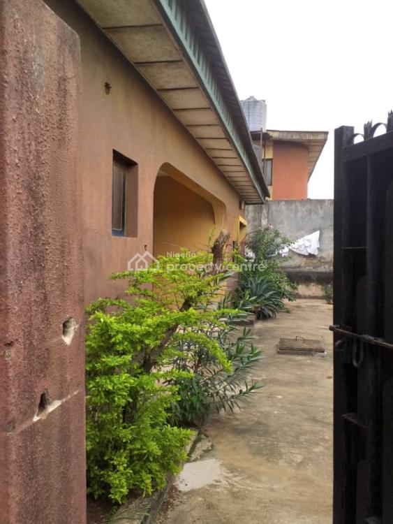 6 Bedroom Duplex All Room Ensuit and a 3 Bedroom Bugalow on 750sqmt, Kehinde Ogunbiyi Street Off  Sagamu  Express Agbala Off Eyinta, Ikorodu, Lagos, Detached Duplex for Rent