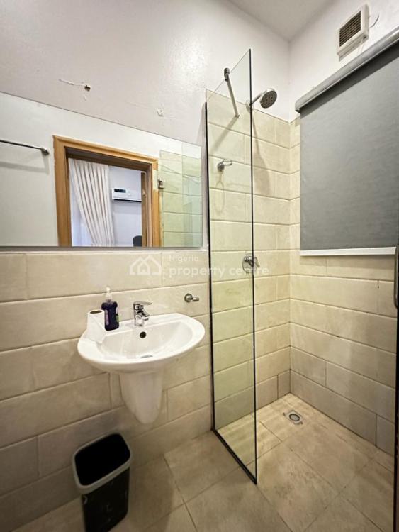Brand New Spacious & Luxury 2 Bedrooms Apartment, Lekki Phase 1, Lekki, Lagos, Flat / Apartment Short Let