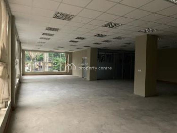 For Sale Building On 3 Floors , Commercial On 550sqm, Victoria Island
