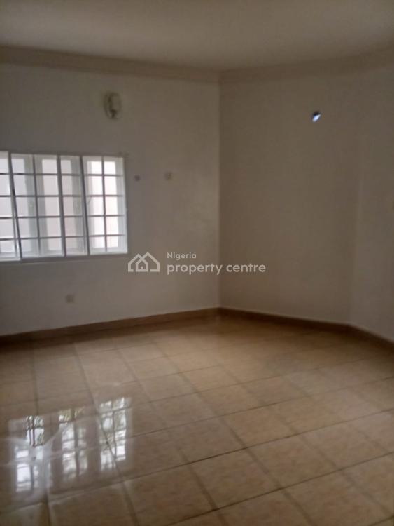 a Spacious 3 Bedroom Flat with Excellent Facilities on a Tarred Road., Garki, Abuja, Flat / Apartment for Rent