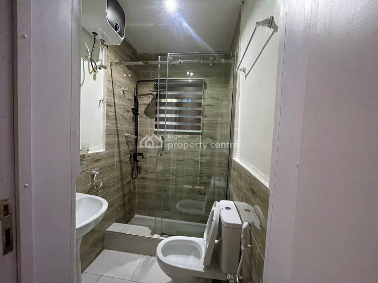 Three Bedrooms Luxury Apartment, Gra Phase 2, Magodo, Lagos, Flat / Apartment Short Let
