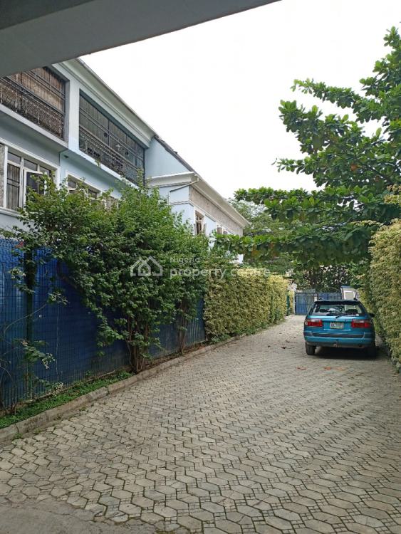 For Rent Standard 3 Bedroom Flat Serviced With Generator, Utako, Abuja