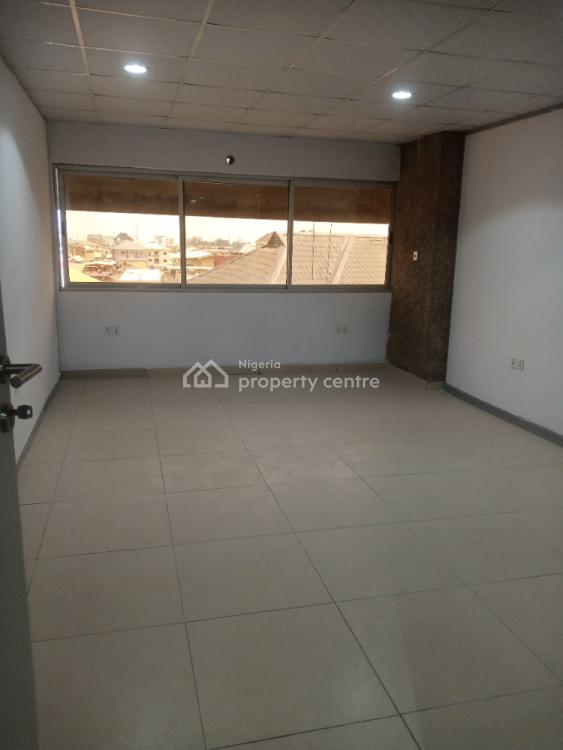 20 Sqm Office Space, 235, Igbosere Road Opposite Magistrate Court, Onikan, Lagos Island, Lagos, Office Space for Rent