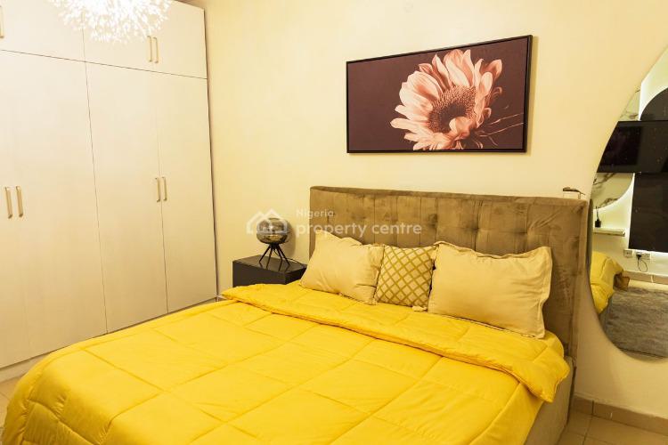 Luxury 3 Bedroom Apartment, Chevron, Lekki Phase 2, Lekki, Lagos, Flat / Apartment Short Let