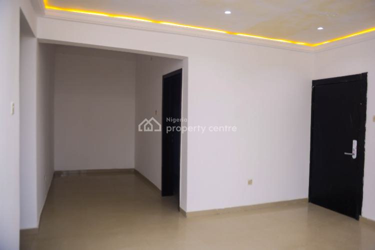 Neat 2 Bedrooms Flat with Serene Environment, Trinity Apartment, 65 Ajiran Road, Agungi, Lekki, Lagos, Flat / Apartment for Rent