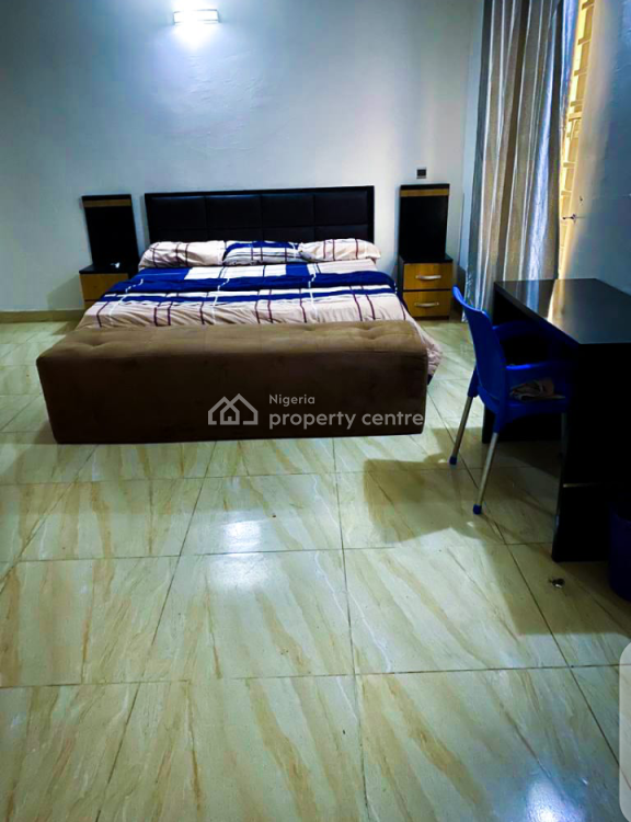 Furnished Master Room upstairs with Constant Power, Orchid, Lekki, Lagos, Flat / Apartment Short Let