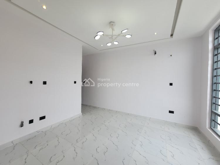 Exquisite & Strategically Located One (1) Bedroom Apartment, Ologolo, Lekki, Lagos, Flat / Apartment for Sale