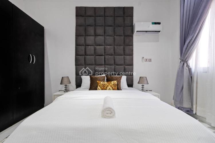 Luxurious 3 Bedrooms, Lekki Phase 1, Lekki, Lagos, Flat / Apartment Short Let