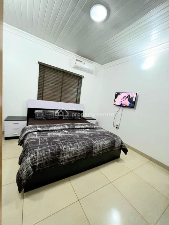 Nicely Furnished  1-bedroom Apartment with Wifi, Badore Road, Ajah, Lagos, Flat / Apartment Short Let