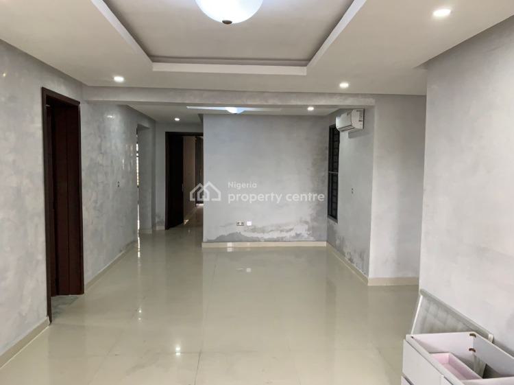 For Sale Luxury 2 Bedrooms, 24 Hours Of Electricity, Giveaway Offer, Off Banana Island Road