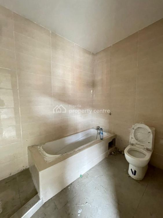 Spacious & Immaculately Presented Family Home in Peaceful Locale, Lekki, Lagos, Terraced Duplex for Sale