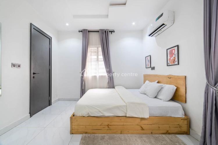 2 Bedrooms Apartment, Furo Ezimoro Street, Lekki Phase 1, Lekki, Lagos, Flat / Apartment Short Let