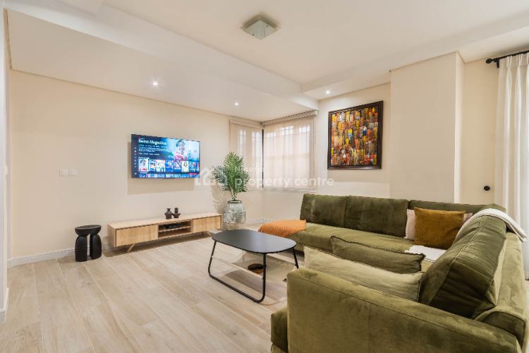 Super Luxurious 2 Bedroom  Masionette, Admiralty Road, Off Admiralty Way, Lekki Phase 1, Lekki, Lagos, Flat / Apartment Short Let