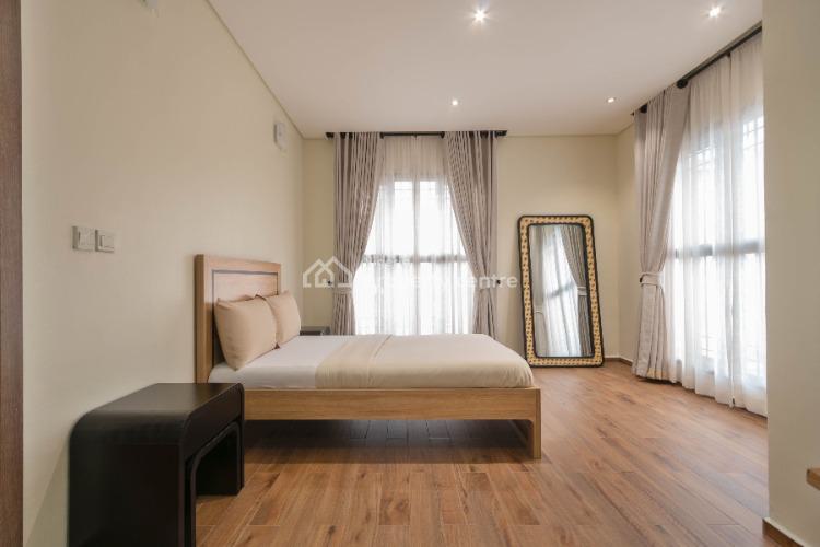 Super Luxurious 2 Bedroom  Masionette, Admiralty Road, Off Admiralty Way, Lekki Phase 1, Lekki, Lagos, Flat / Apartment Short Let