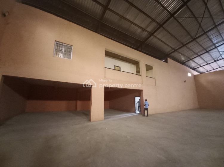 a Large Warehouse with High Headroom Measuring 1200sqms, Expressway, Dawaki, Gwarinpa, Abuja, Warehouse for Rent