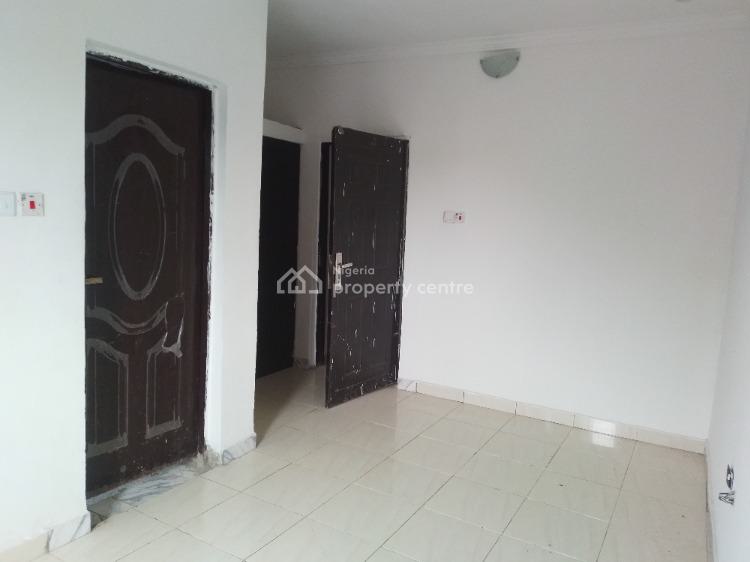 For Rent 2 Bedroom Apartment, Golden Beach, OkunAjah, Ajah, Lagos 2 Beds, 2 Baths (Ref 1820160)