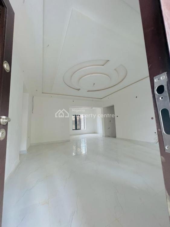 Cozy 4 Bedroom, 64 Crecent, Gwarinpa, Abuja, Semi-detached Duplex for Sale