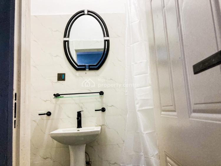 Luxury 2 Bedrooms Apartment, Lekki Phase 1, Lekki, Lagos, Flat / Apartment Short Let