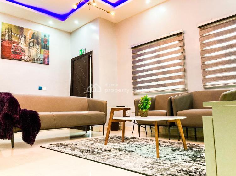 Luxury 2 Bedroom Apartment, Lekki Phase 1, Lekki, Lagos, Flat / Apartment Short Let