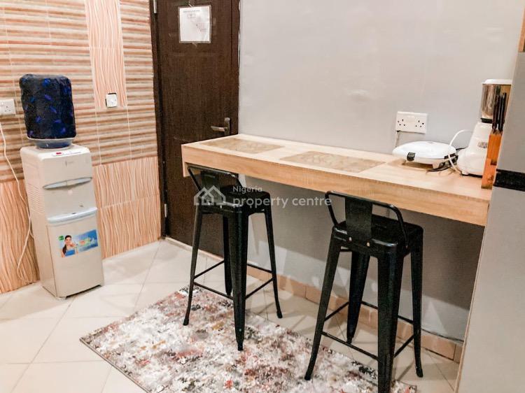 Luxury 2 Bedroom Apartment, Lekki Phase 1, Lekki, Lagos, Flat / Apartment Short Let