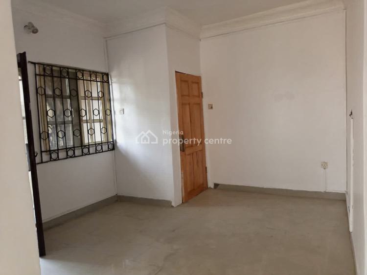4 Bedrooom House with Bq, Gra Phase 1, Magodo, Lagos, Semi-detached Duplex for Rent