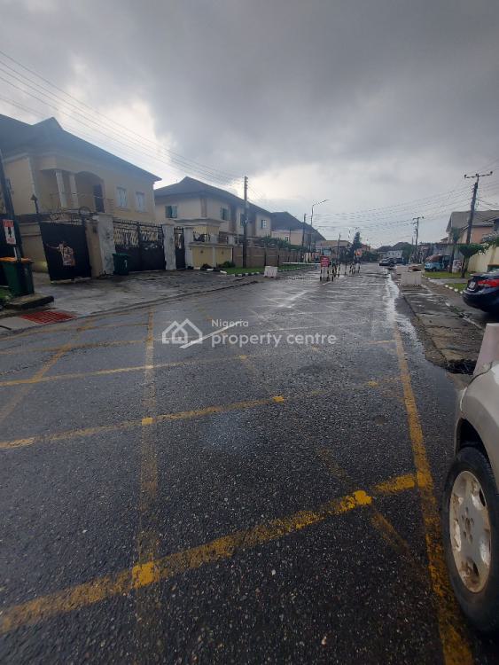 For Sale Well Maintained 4 Units Of 3 Bedroom Flat, Magodo Brooks, GRA