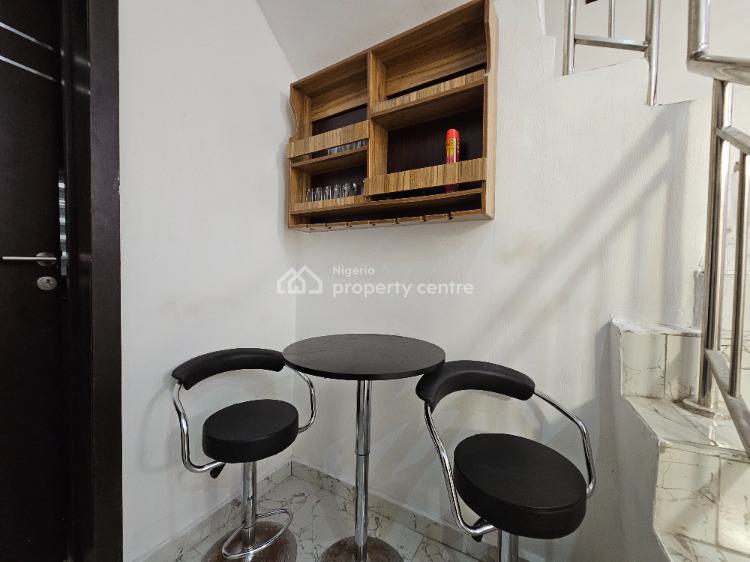 Tastefully Furnished 4 Bedroom Semi-detached Duplex, Chevron Alternative Route, Lekki, Lagos, Semi-detached Duplex Short Let