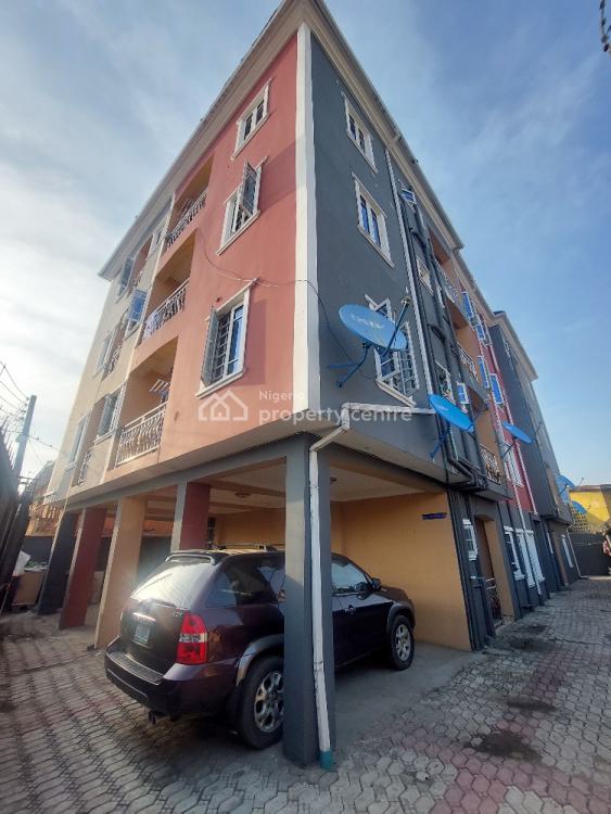 For Rent Sharp 1 Bedroom Flat Upstairs With 2toilet 1bath, Lawanson