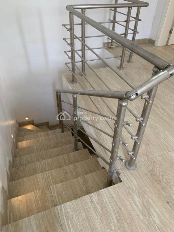 Luxury Refurbished Service House, Chevron Alternative Route Estate, Lekki, Lagos, Terraced Duplex for Rent