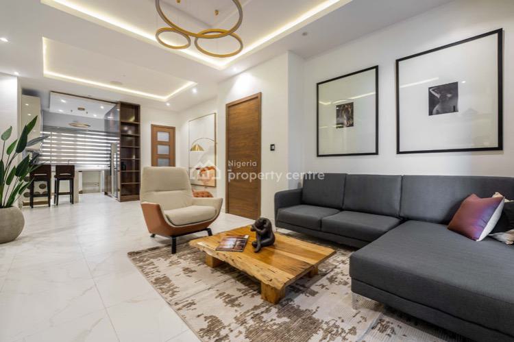 Gorgeous 2 Bedroom Apartment with a Gym and a Pool., Lekki Phase 1, Lekki, Lagos, Flat / Apartment Short Let