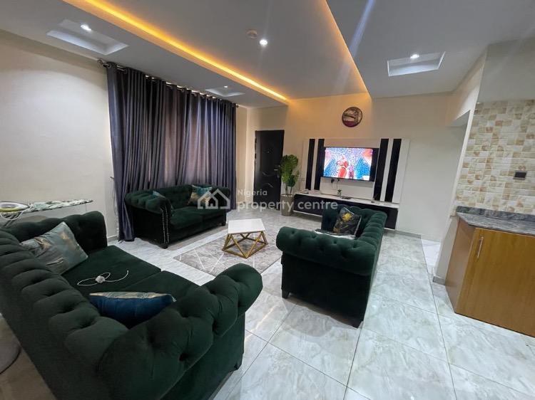 2 Bedroom Apartment, Gra Phase 2, Magodo, Lagos, Flat / Apartment Short Let