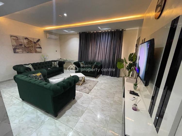 2 Bedroom Apartment, Gra Phase 2, Magodo, Lagos, Flat / Apartment Short Let