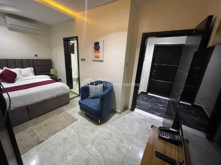 2 Bedroom Apartment, Gra Phase 2, Magodo, Lagos, Flat / Apartment Short Let