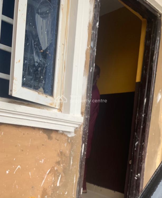 For Rent Well Cleaned Mini Flat, Oshodi, Lagos 1 Beds, 1 Baths