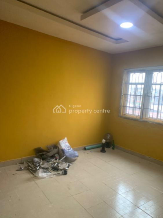 For Rent Well Cleaned Mini Flat, Oshodi, Lagos 1 Beds, 1 Baths