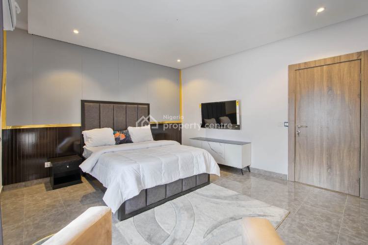 Premium & Newly Furnished 2-bedroom Apartment with a Rooftop Pool, Osapa, Lekki, Lagos, Flat / Apartment Short Let