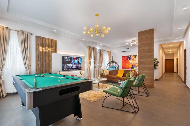 Luxury 3 Bedroom Apartment, Lekki Phase 1, Lekki, Lagos, Flat / Apartment Short Let