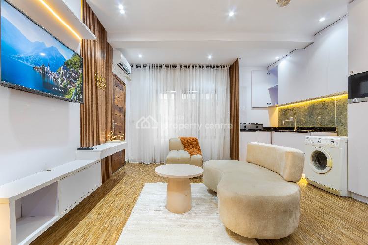 Beautiful 1 Bedroom Apartment for Creators, Ikate Elegushi, Lekki, Lagos, Flat / Apartment Short Let