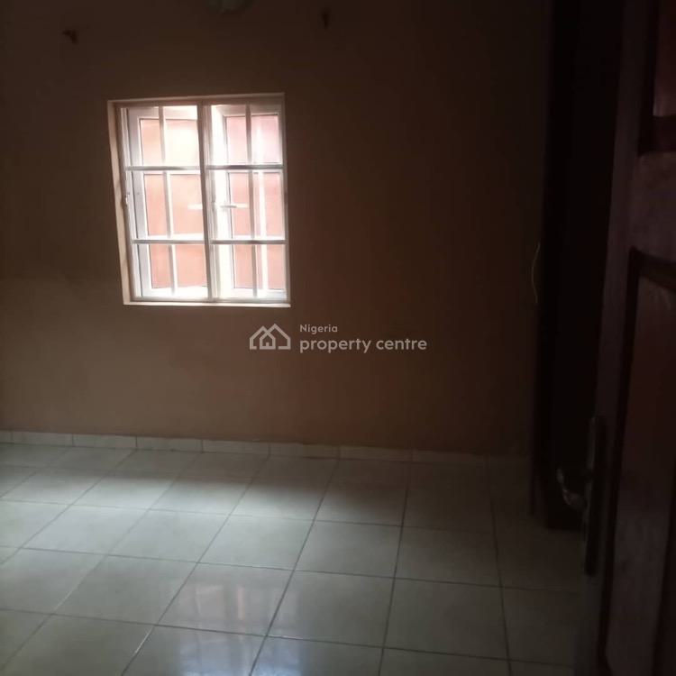 Spacious 2 Bedrooms, Alagbole, Ojodu, Lagos, Flat / Apartment for Rent