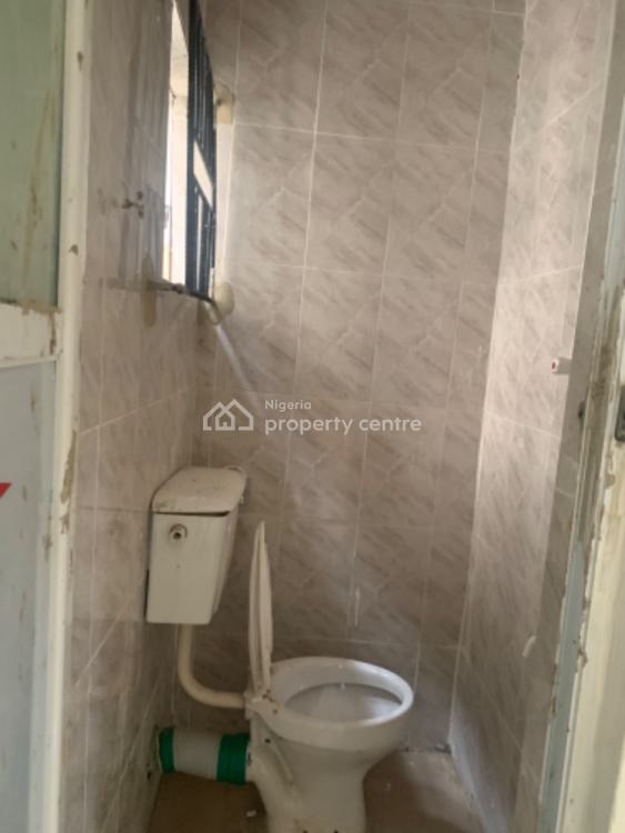 Nice Mini Flat Bq with an Adequate Parking Space, Surulere, Lagos, Mini Flat (room and Parlour) for Rent