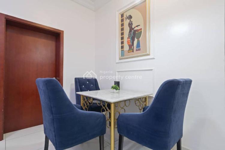 Luxury 2 Bedrooms Apartment, Lekki, Lagos, Flat / Apartment Short Let