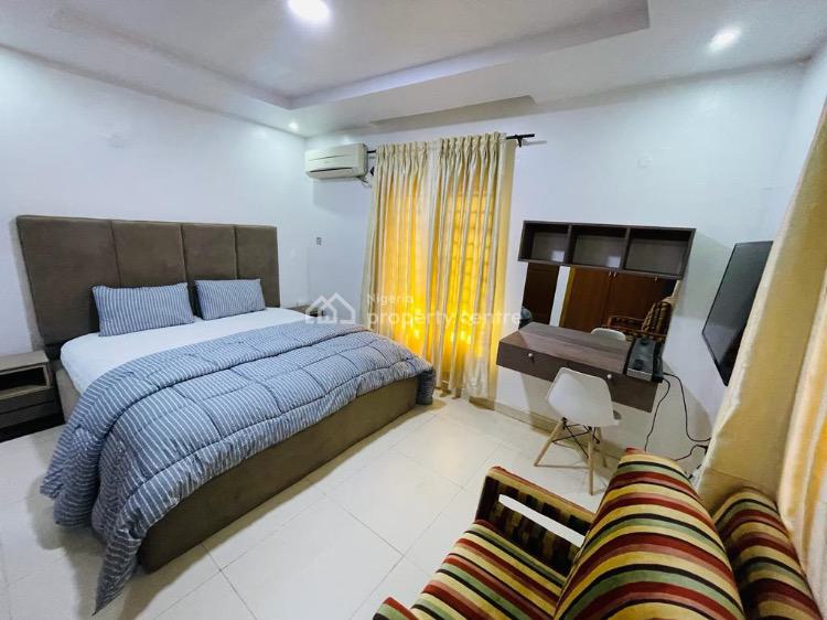 Luxury 3 Bedrooms Apartment, Ikoyi, Lagos, Flat / Apartment Short Let