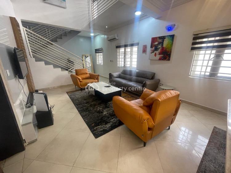 Luxury 4 Bedroom Apartment, Lekki Phase 1, Lekki, Lagos, Flat / Apartment Short Let