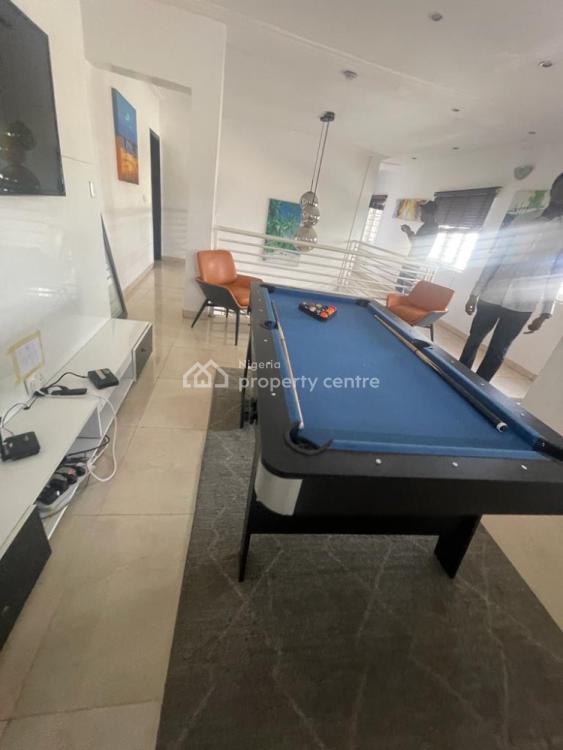 Luxury 4 Bedroom Apartment, Lekki Phase 1, Lekki, Lagos, Flat / Apartment Short Let