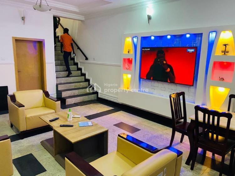 3 Bedroom Apartment, Adeniyi Jones, Ikeja, Lagos, Flat / Apartment Short Let